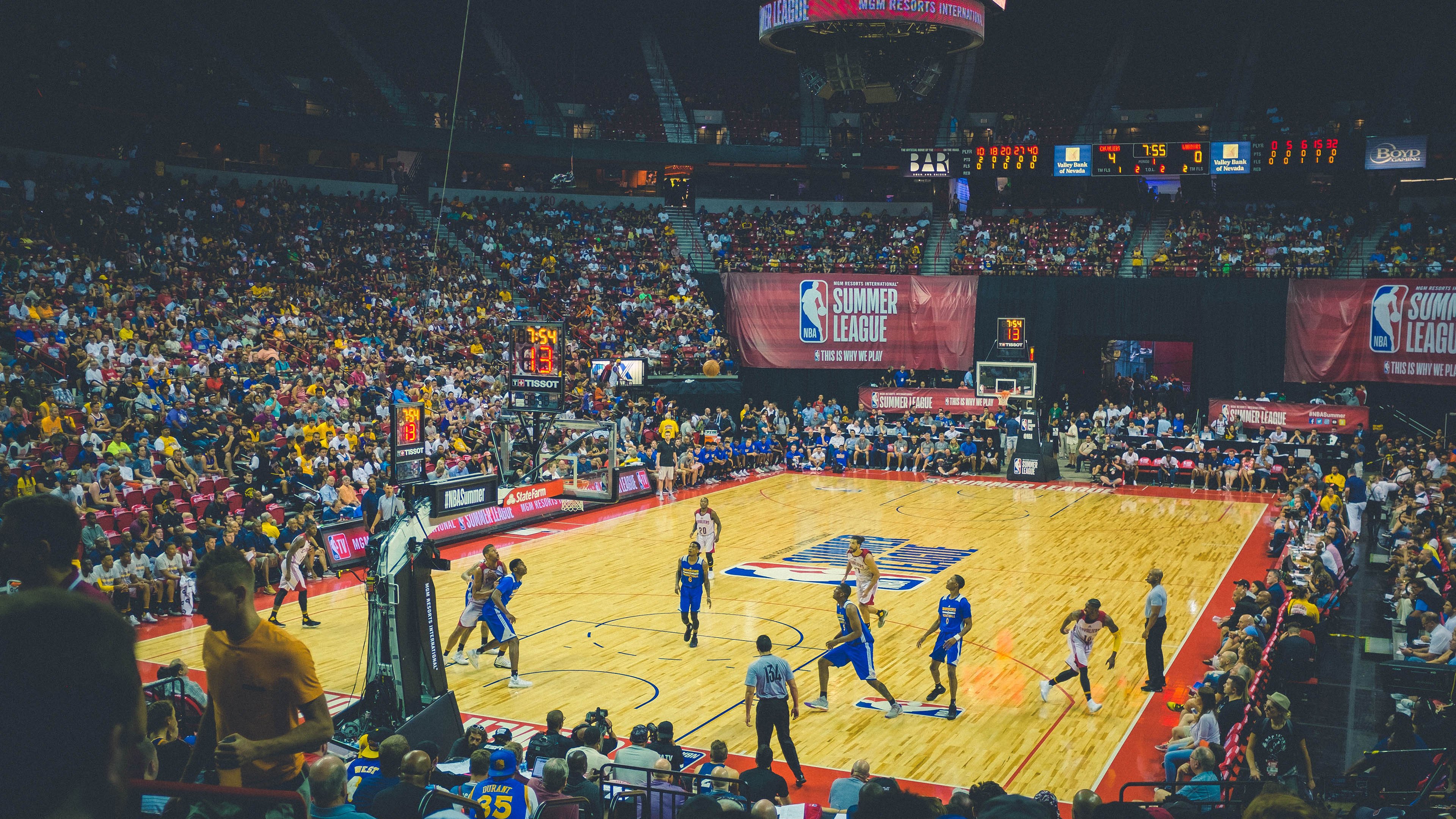 综合体育系“体教融合”示范赛 小学生进校观摩比赛